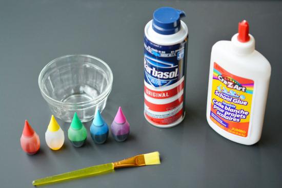 los ingredientes para hacer la pintura en espuma