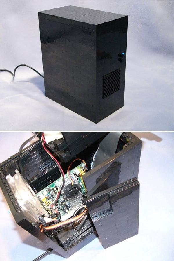 caja-de-computadora-con-lego-negro