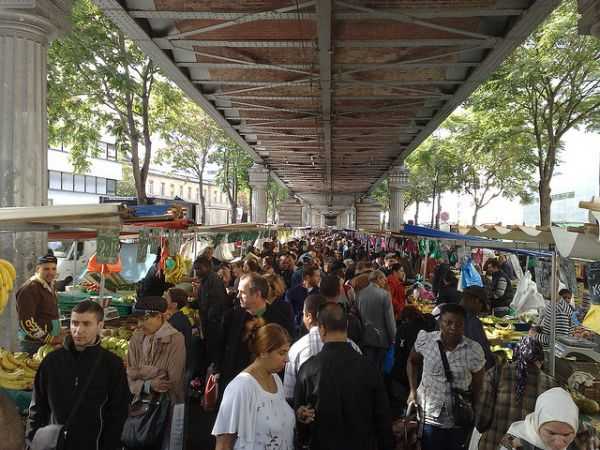 Beard market in Paris under the metro