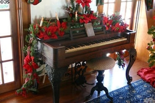 Decorar piano navideño