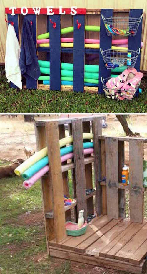 نہانے کے تولیوں اور تالاب میں کھیلنے کے لیے پکوڑے لٹکانے کے لیے pallets کے ساتھ ذخیرہ