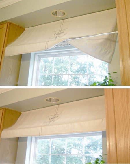 Usa las varillas extensibles para decorar la ventana de tu cocina.