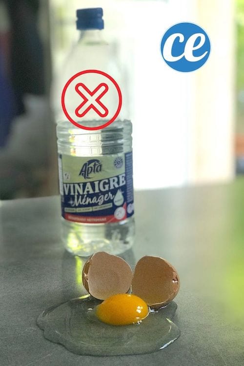 Brug ikke hvid eddike til at rense et knækket æg