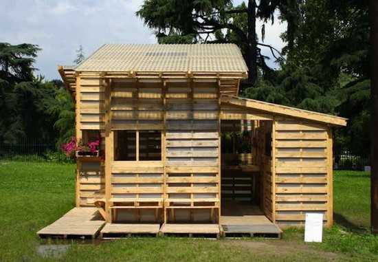 make hut with pallets