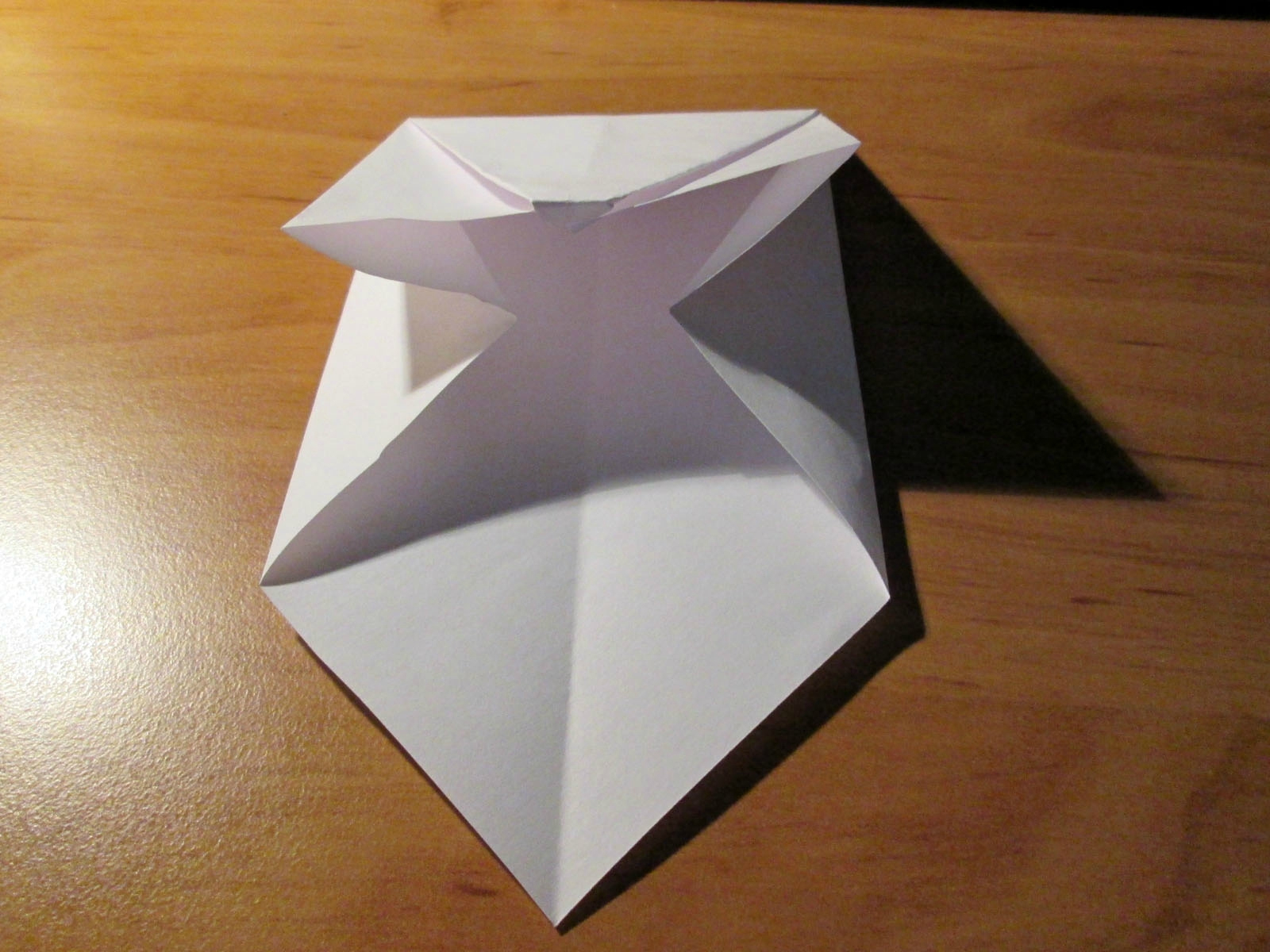 Cómo hacer un sobre de origami fácilmente.