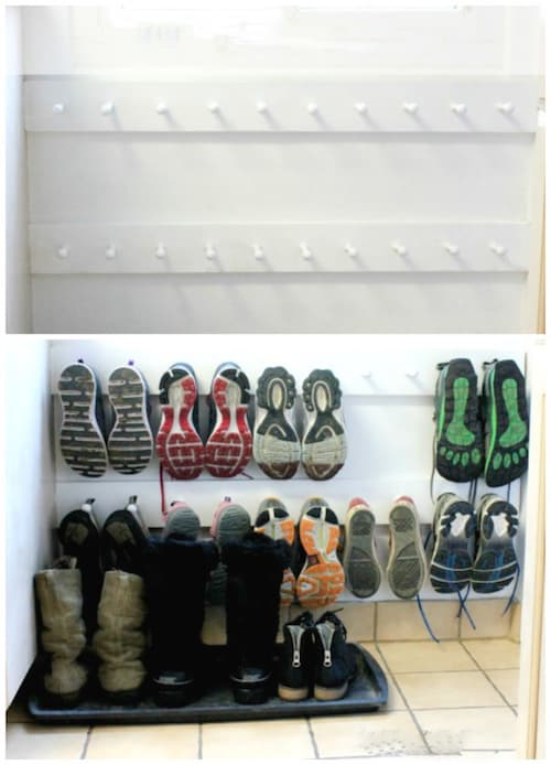 Un gran consejo de almacenamiento es usar percheros para guardar sus zapatos.