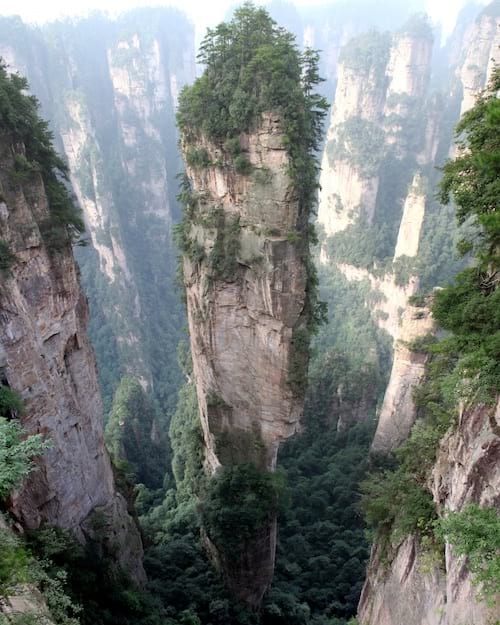 Tianzi-bjerget, der ligner landskabet i filmen Avatar