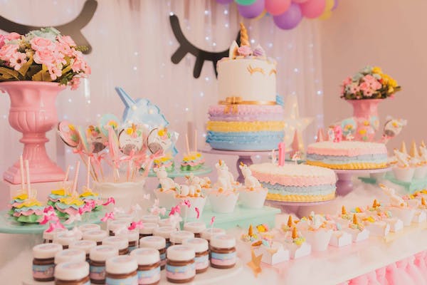 una festa d'aniversari sorpresa per a la teva filla