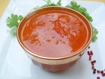 وصفة صلصة الطماطم محلية الصنع