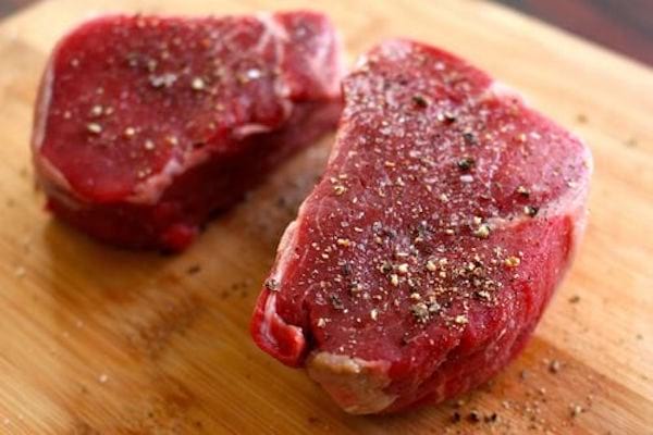 cómo cocinar un bistec perfectamente a la barbacoa