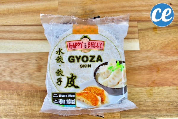 A packet of gyoza leaves.