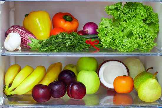 फ्रिज में रखने के लिए फल और सब्जियां