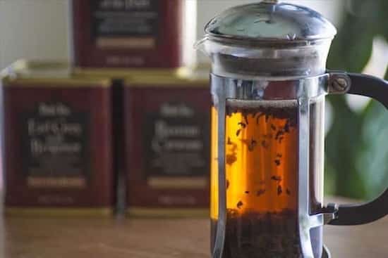 تستخدم آلات صنع القهوة الفرنسية لتحضير الشاي.