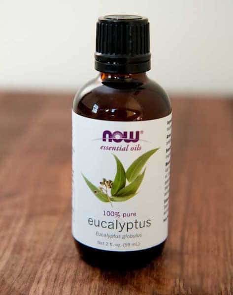 olis essencials com l'eucaliptus poden disminuir els roncs