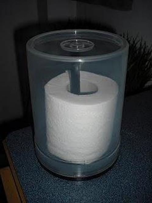 Ilagay ang toilet paper sa isang CD / DVD storage
